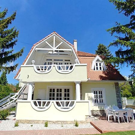 Balaton Apartman Füred Balatonfured Bagian luar foto